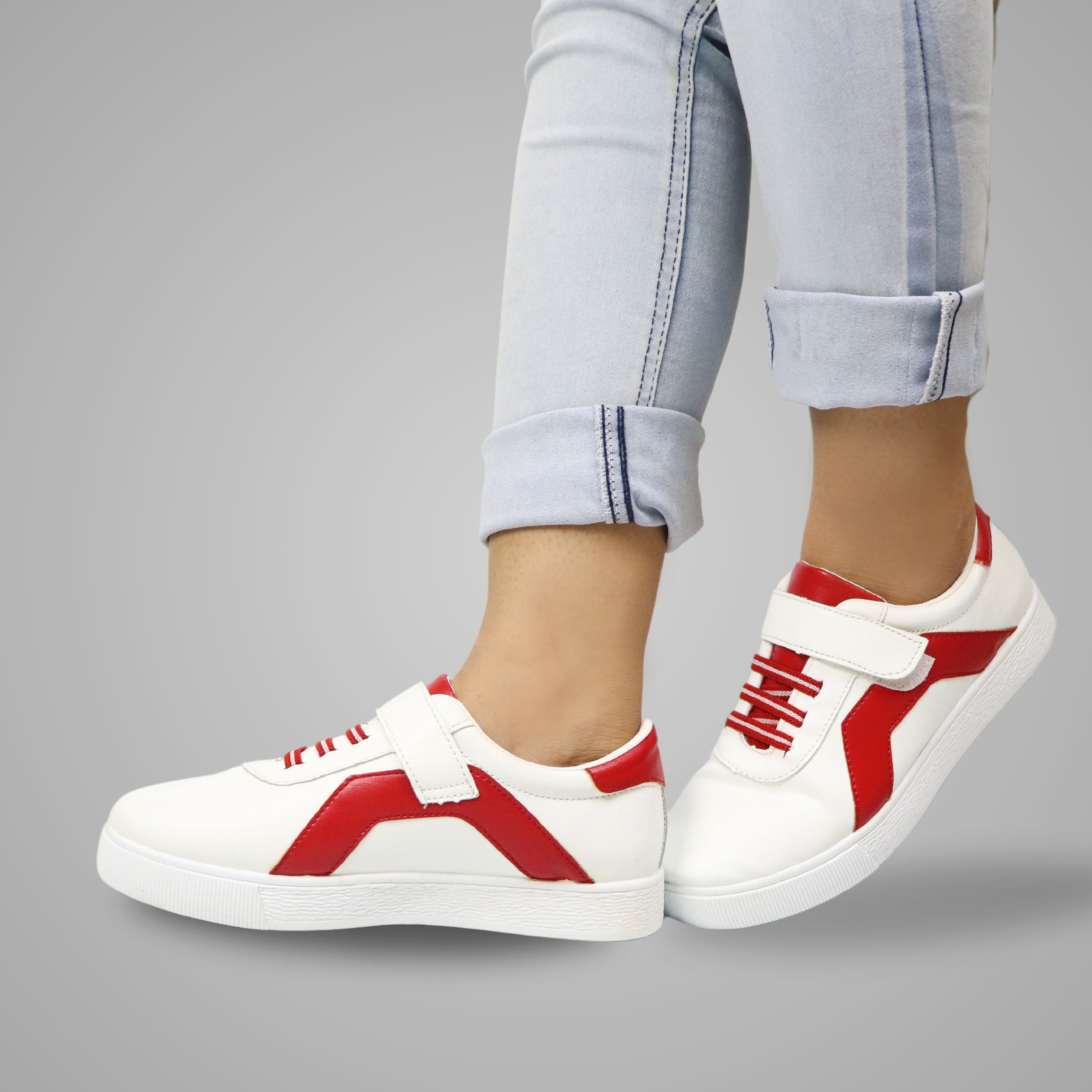 Dynamic Duo Red sneakers / 700910