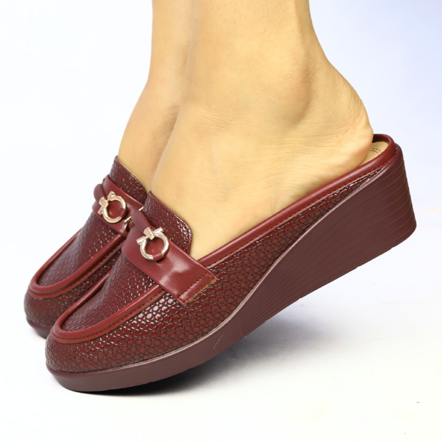 Maroon Half Shoes with Crocodile Texture - 8007191