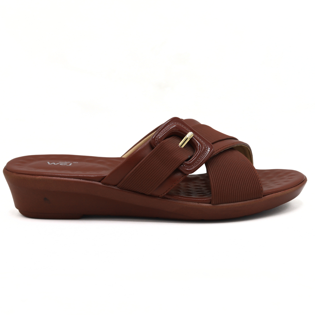 Women’s Maroon Slip-On Buckle Slipper - 8003298