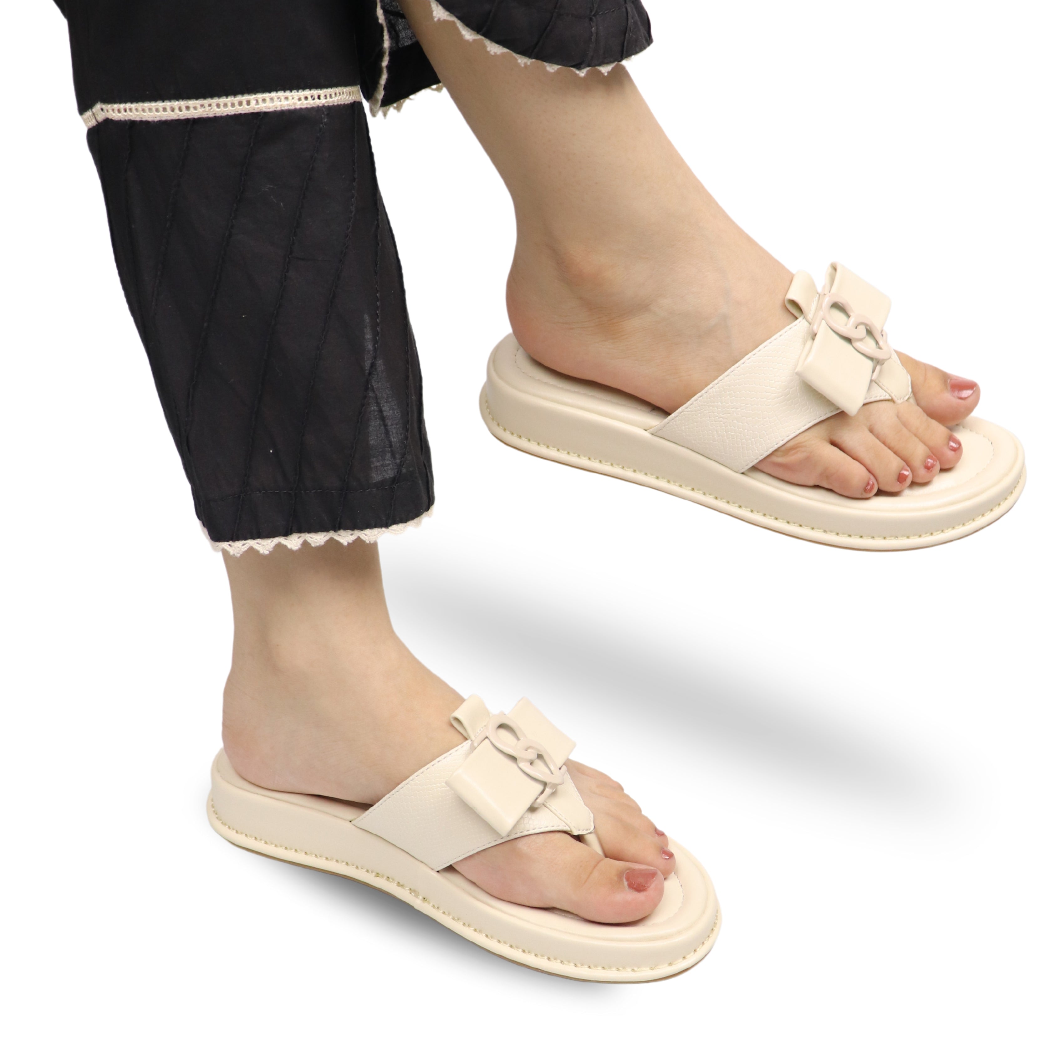 Comfortable Flip-Flop Slippers / 800164 Fawn